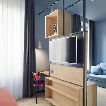 Hotel The Poet 4*