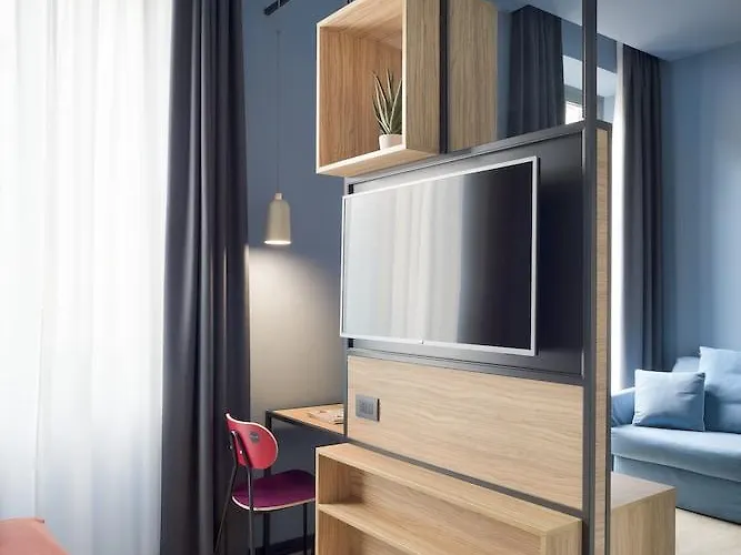 Hotel The Poet 4*