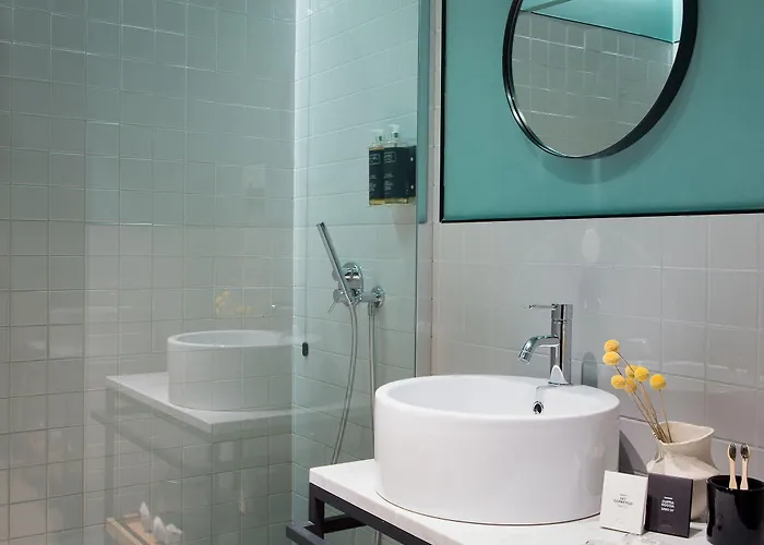 Ξενοδοχείο The Poet 4*