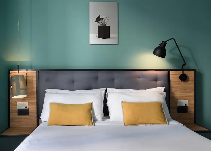 Ξενοδοχείο The Poet 4*