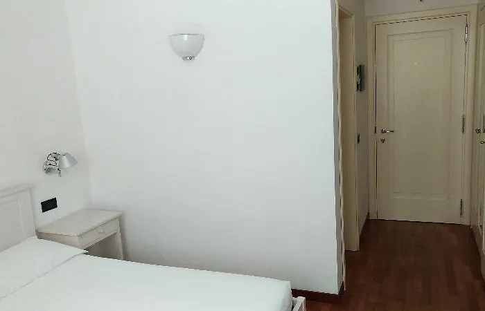 The Poet 4* Λα Σπέτσια