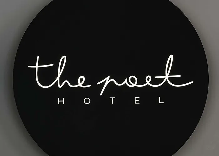 Hotel The Poet
